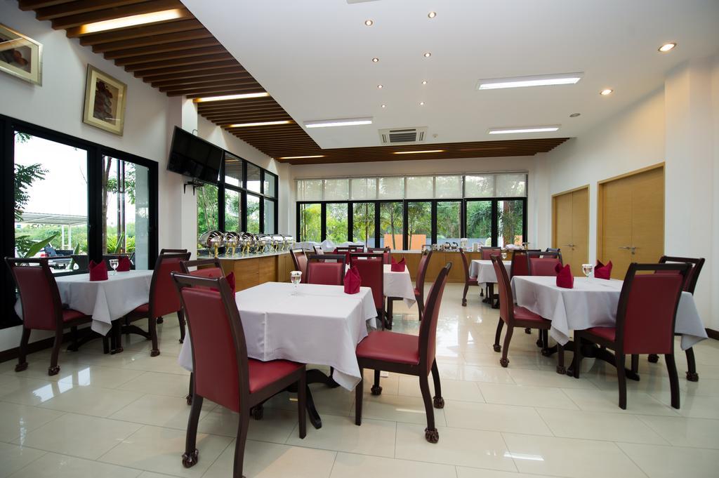 Mamaison Hotel Μπούρι Ραμ Εξωτερικό φωτογραφία