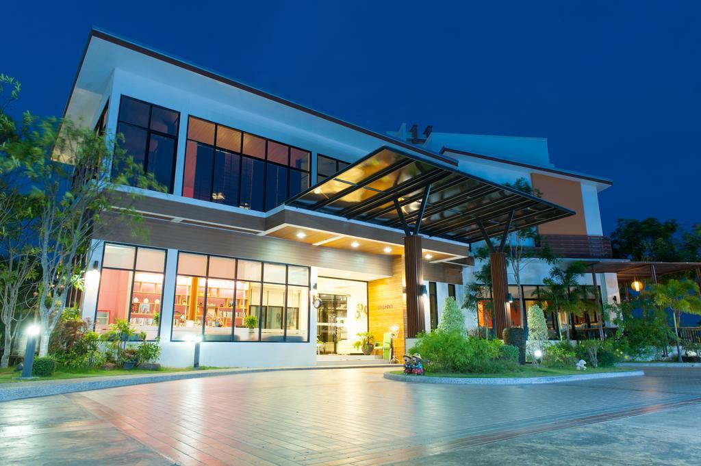 Mamaison Hotel Μπούρι Ραμ Εξωτερικό φωτογραφία
